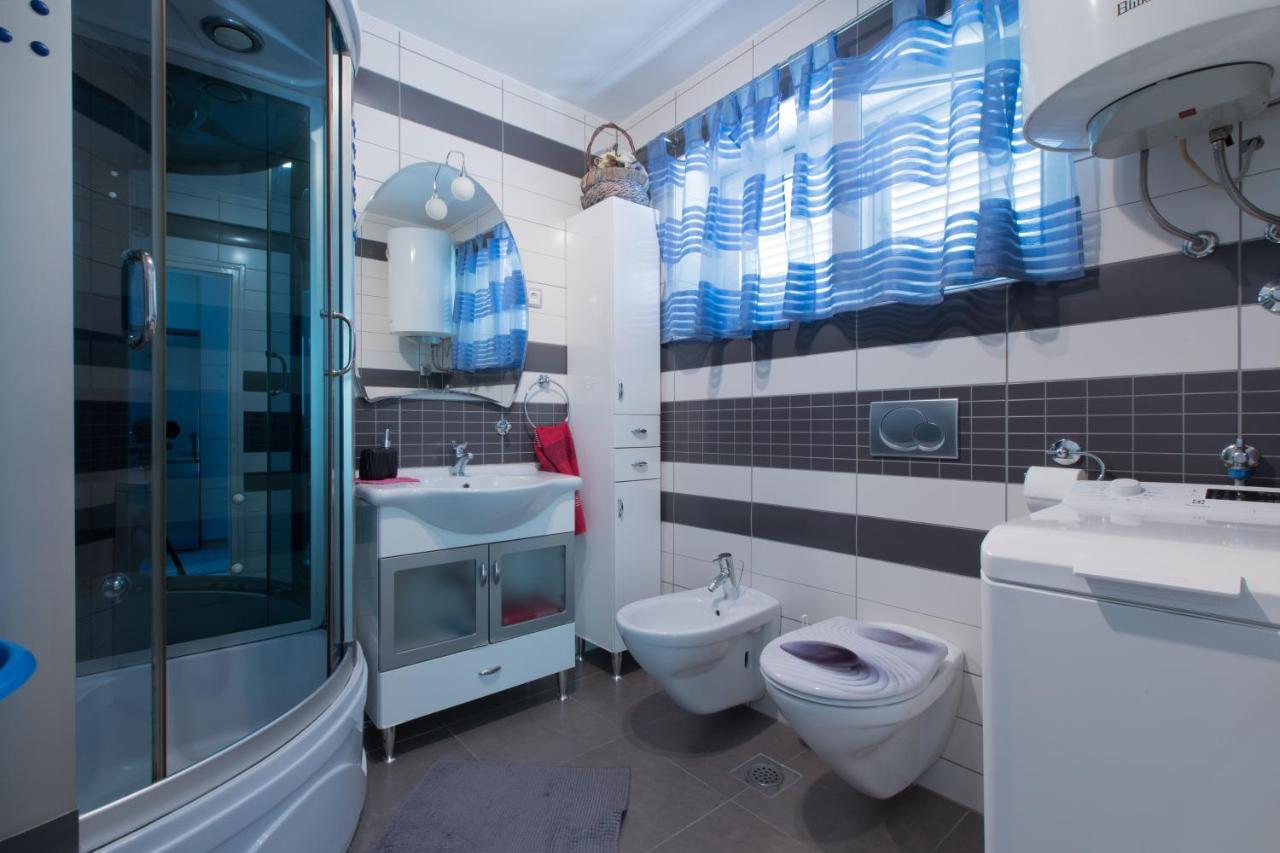 Apartman Mladenka Драмал Екстериор снимка