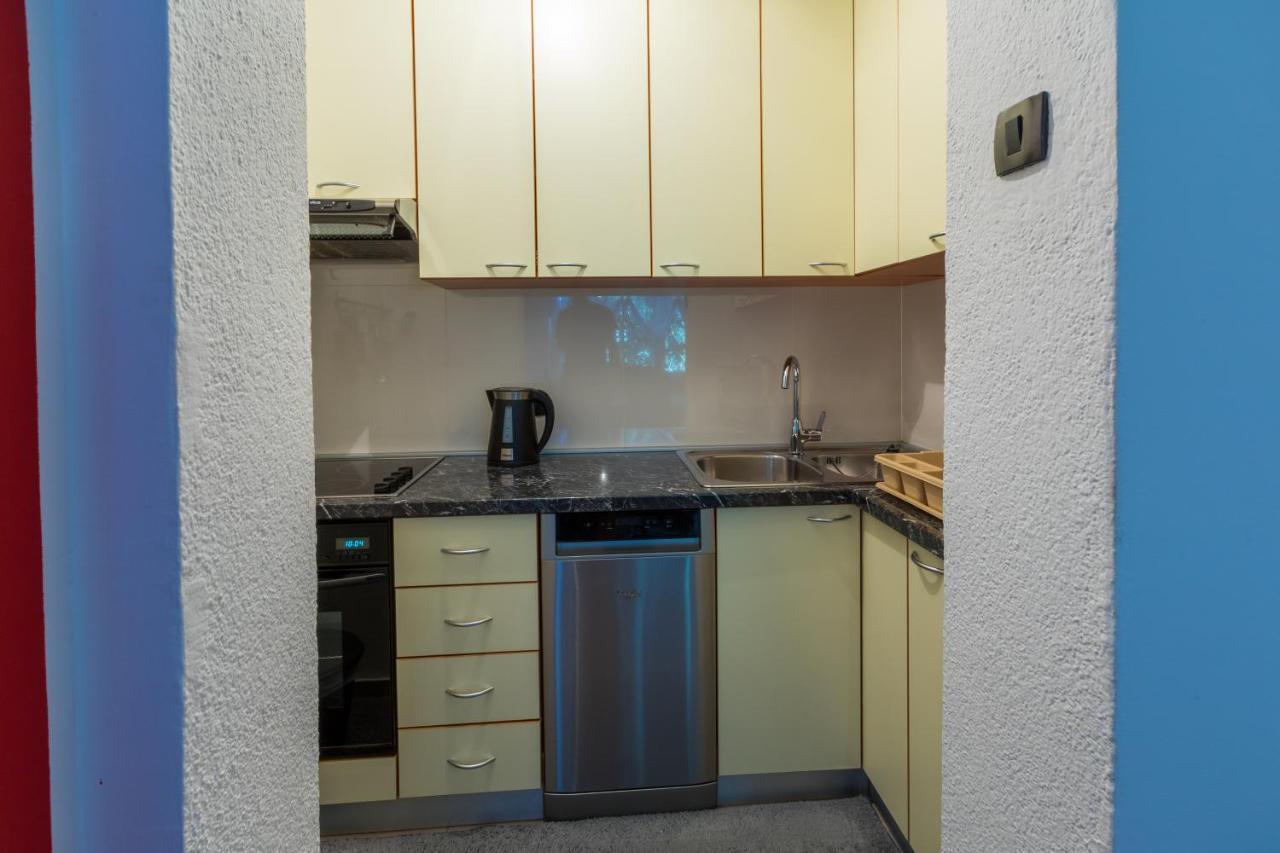 Apartman Mladenka Драмал Екстериор снимка